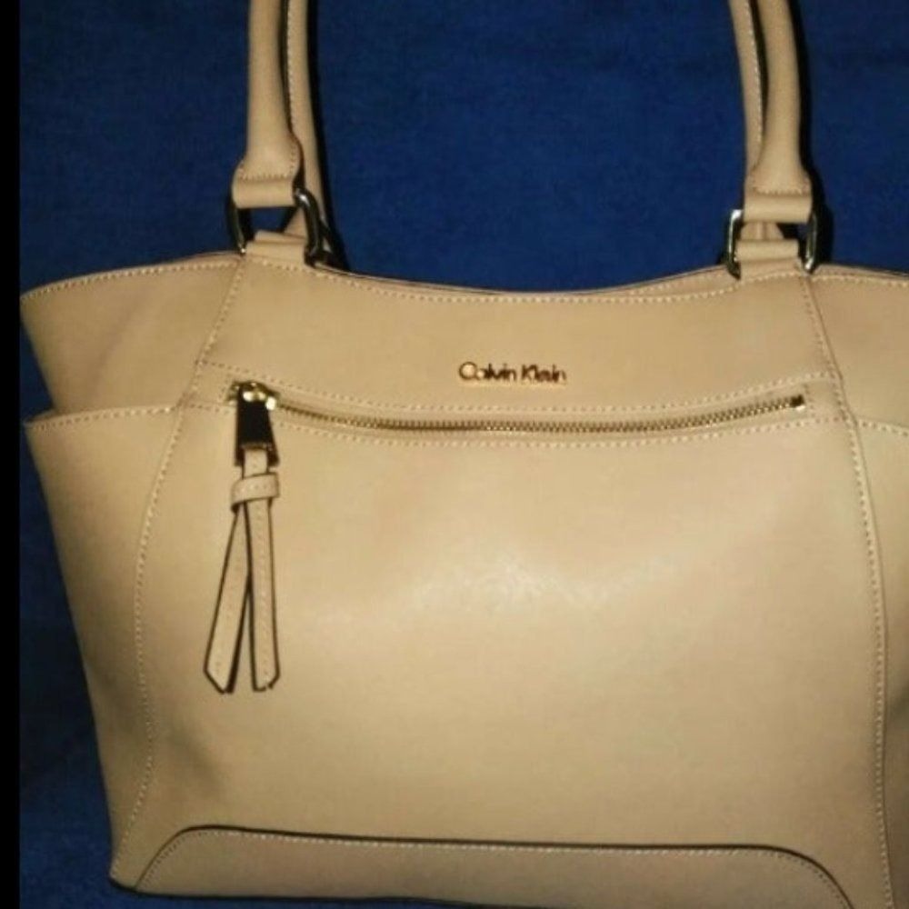 Calvin Klein Beige Saffiano Tote Bag Gold Tone Hardware Shoulder Bag